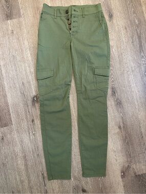 CAbi Olive Green Button-Front Cargo Ankle Pants.  New without tag.